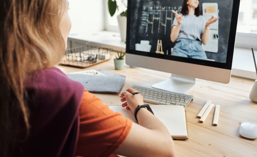 Juiste hoogte beeldscherm Juiste hoogte beeldscherm